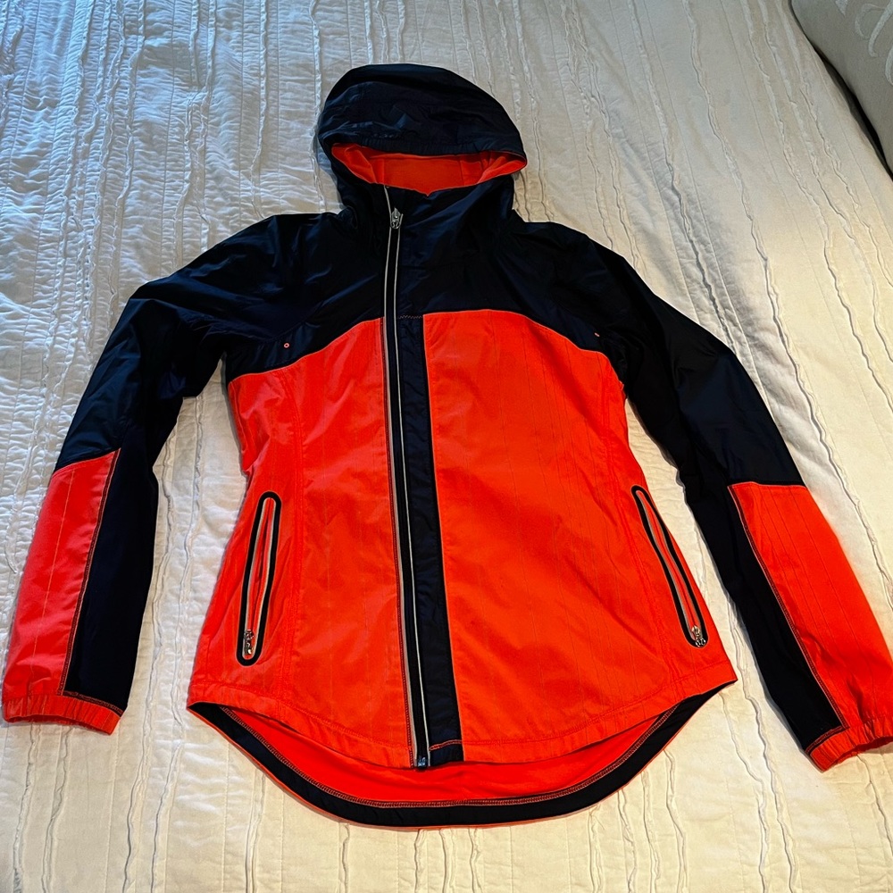 Lululemon womens size 8 running jacket